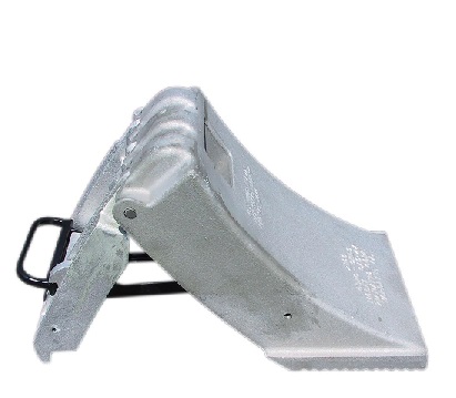 [422610142] Folding Aluminum Wheel Chock SAC-44-E